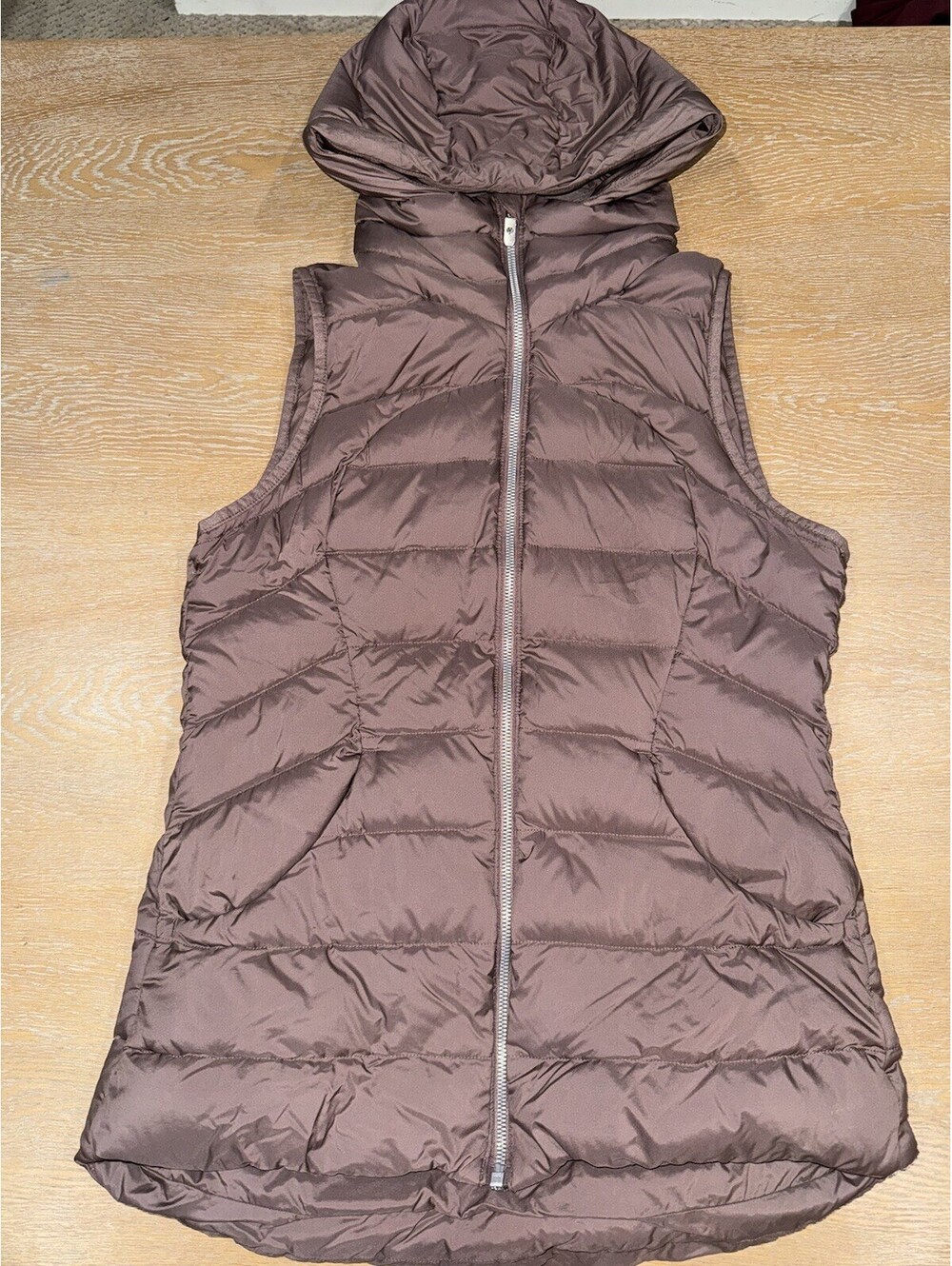 Lululemon Pack It Down Vest W/ Hood Mauve Stone Women’s Size 8